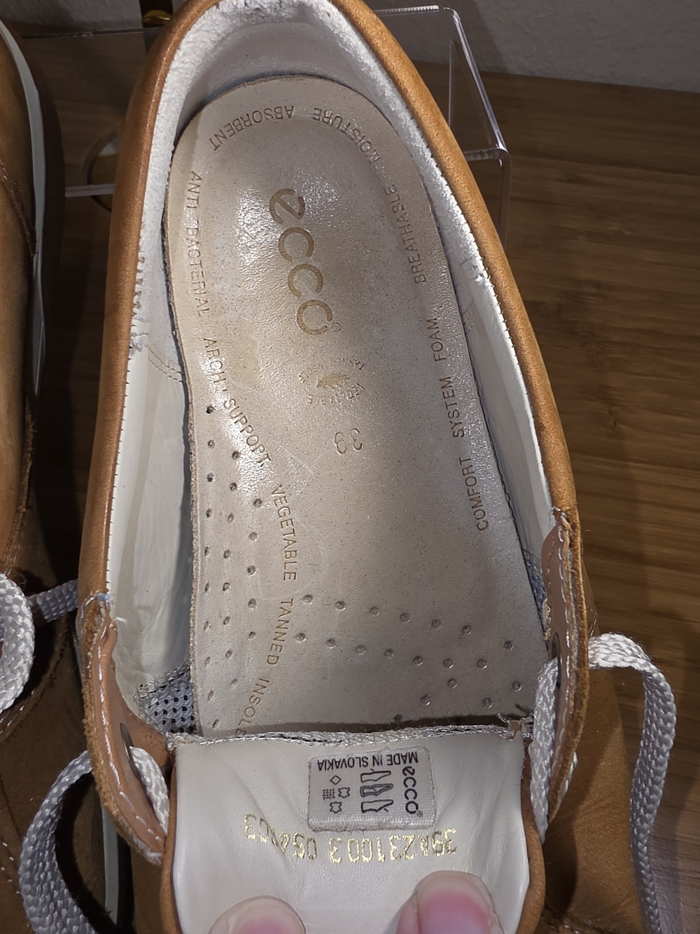 Ecco Women's Tan Suede Lace-Up Sneakers with White Laces and Striped Tongue - Picture 12 of 16